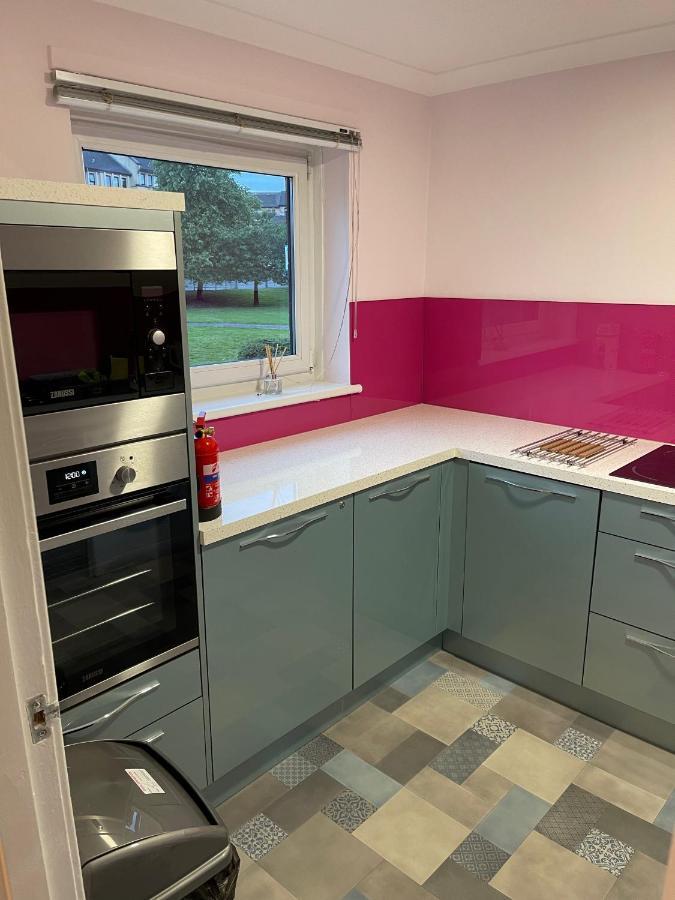 2 Bed Contemporary Apartment Glasgow Free Parking Netflix Sleeps 4 المظهر الخارجي الصورة