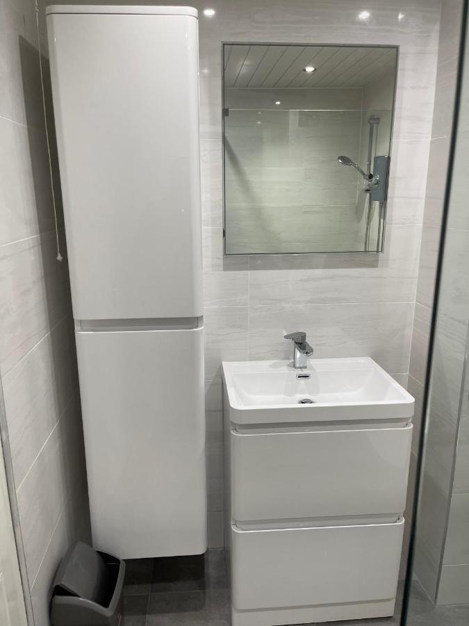 2 Bed Contemporary Apartment Glasgow Free Parking Netflix Sleeps 4 المظهر الخارجي الصورة